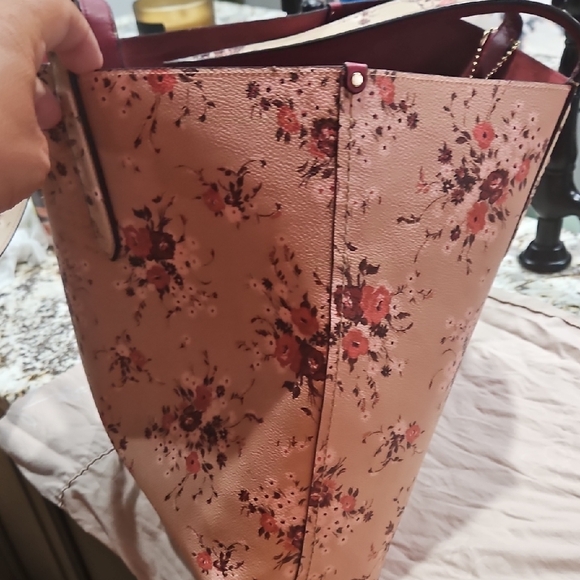 Coach Pink Floral Refined Pebble Tote With Matching Wallet And Cosmetic Case - Picture 5 of 10